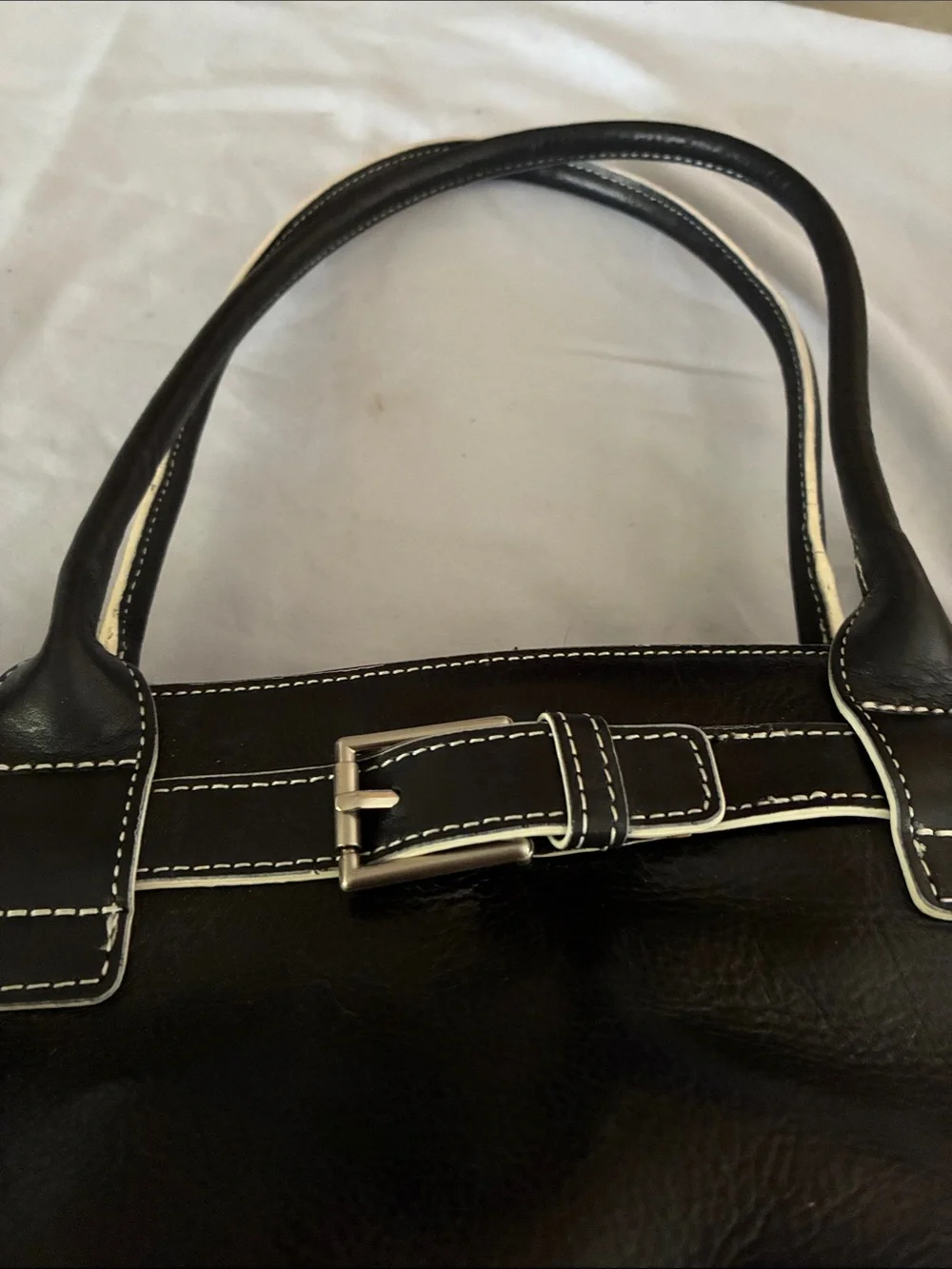 Kenneth Cole Black Leather Tote Bag with Contrast Stitching